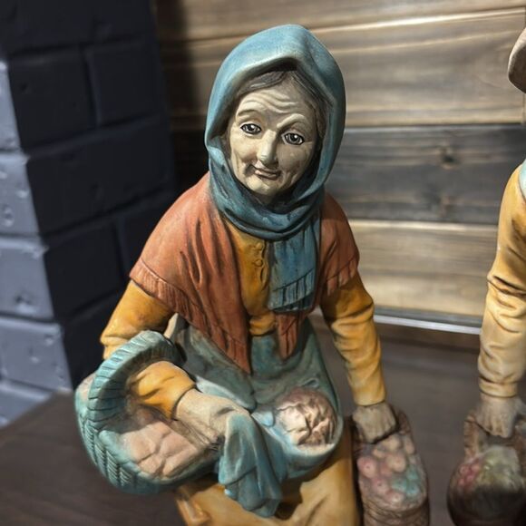 Vintage Ceramic Figurines Elderly Couple with Fruit  Baskets Peddlers Signed DC - Picture 2 of 11